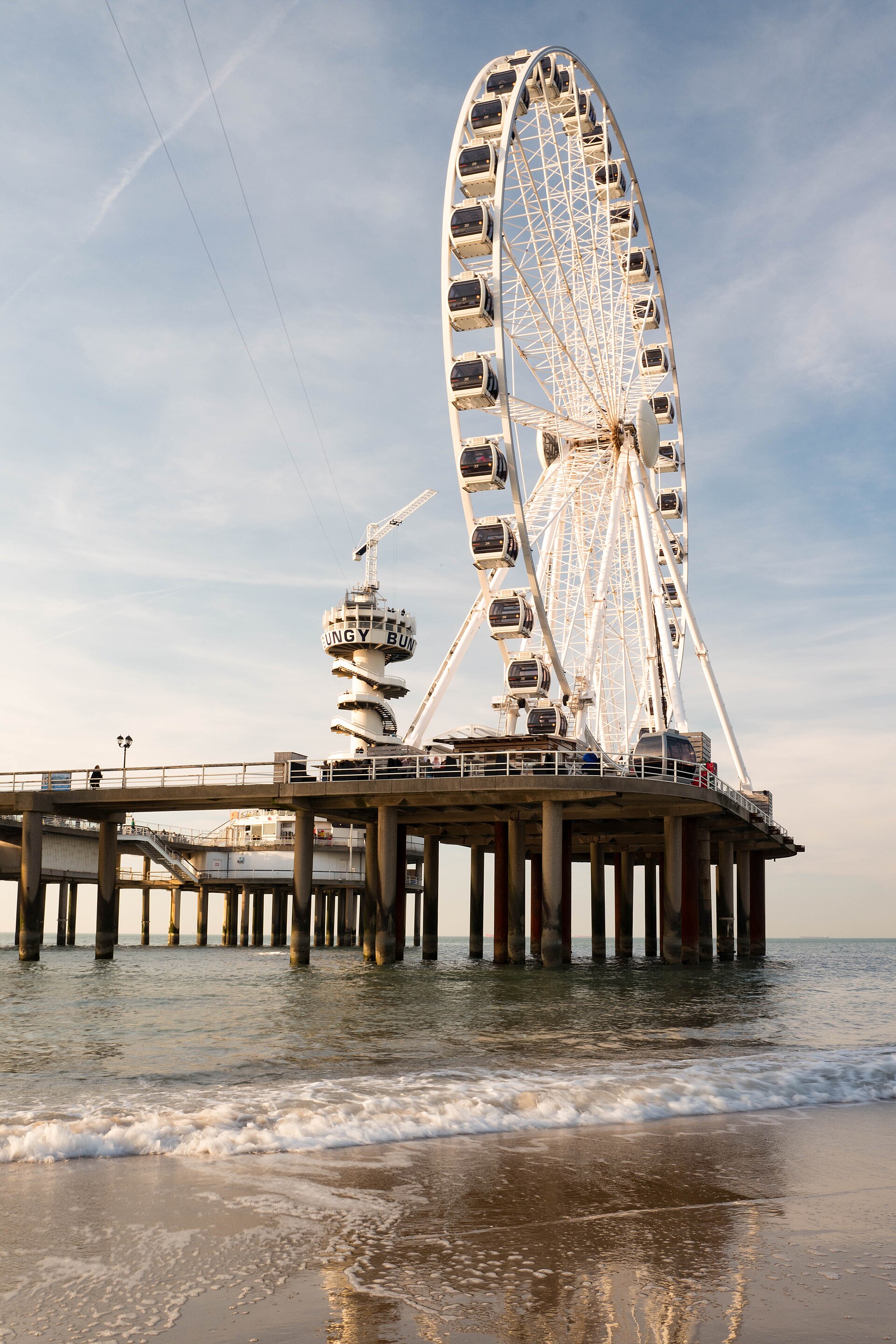 Roda gigante no pier de Scheveningen, em Den Haag